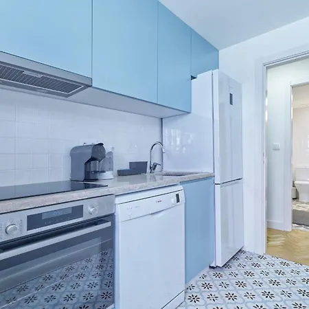 דירה New Flat And *