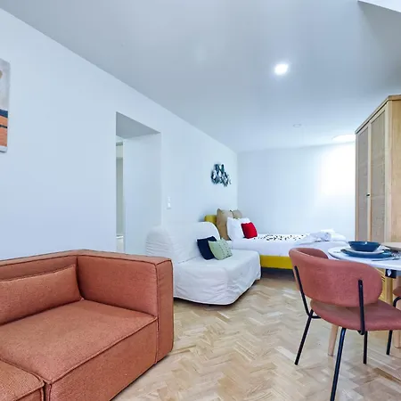 New Flat And Appartement