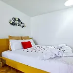 Apartamento New Flat And